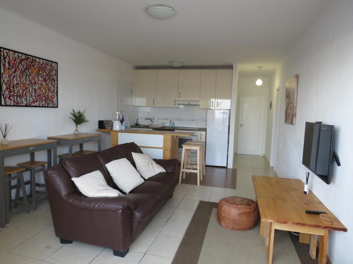 Biosfera Modern Bright Old Town Two Bedroom Apartment Pdc Тіас Екстер'єр фото